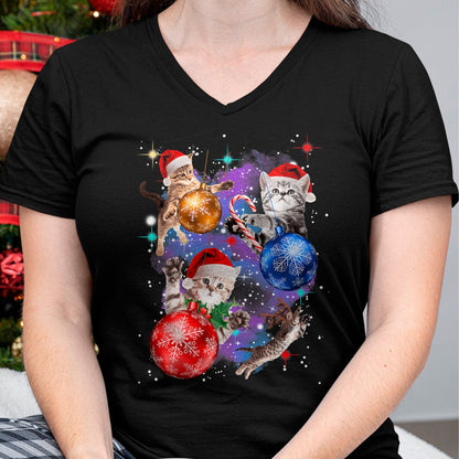 Cute Christmas Cats In Space Ornaments Graphic T-Shirt - Christmas Unisex T-Shirt/Hoodie/Sweatshirt - TRNN00