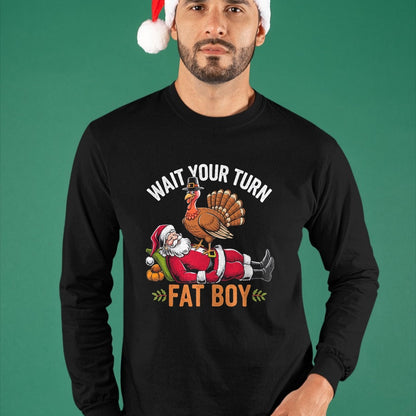 Funny Thanksgiving Christmas Turkey vs Santa for Men Women T-Shirt - Christmas Unisex T-Shirt/Hoodie/Sweatshirt - TRNN00