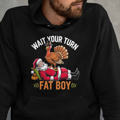 Funny Thanksgiving Christmas Turkey vs Santa for Men Women T-Shirt - Christmas Unisex T-Shirt/Hoodie/Sweatshirt - TRNN00